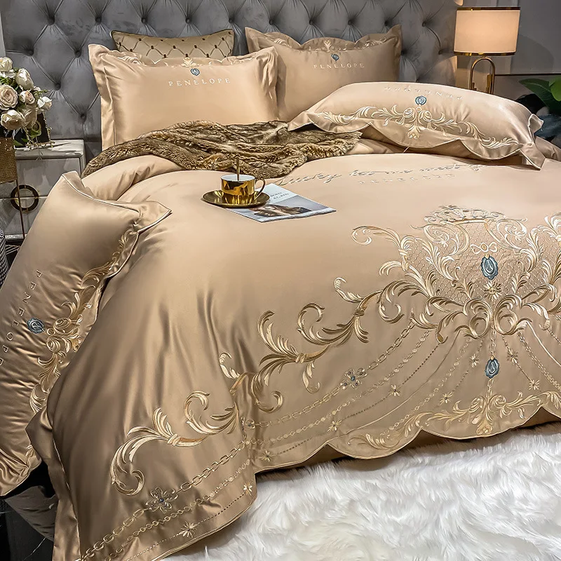 European-style High-grade Embroidered Satin   King Size  Four-piece Set Pure Cotton Bed Sheet Quilt Sets Wedding Bedding
