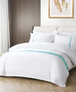 Hotel Bed Sheet Quilt Cover White Four-Piece Set Flat Bed Sheet with Cotton Filling for Home Use for Hotel Homestay